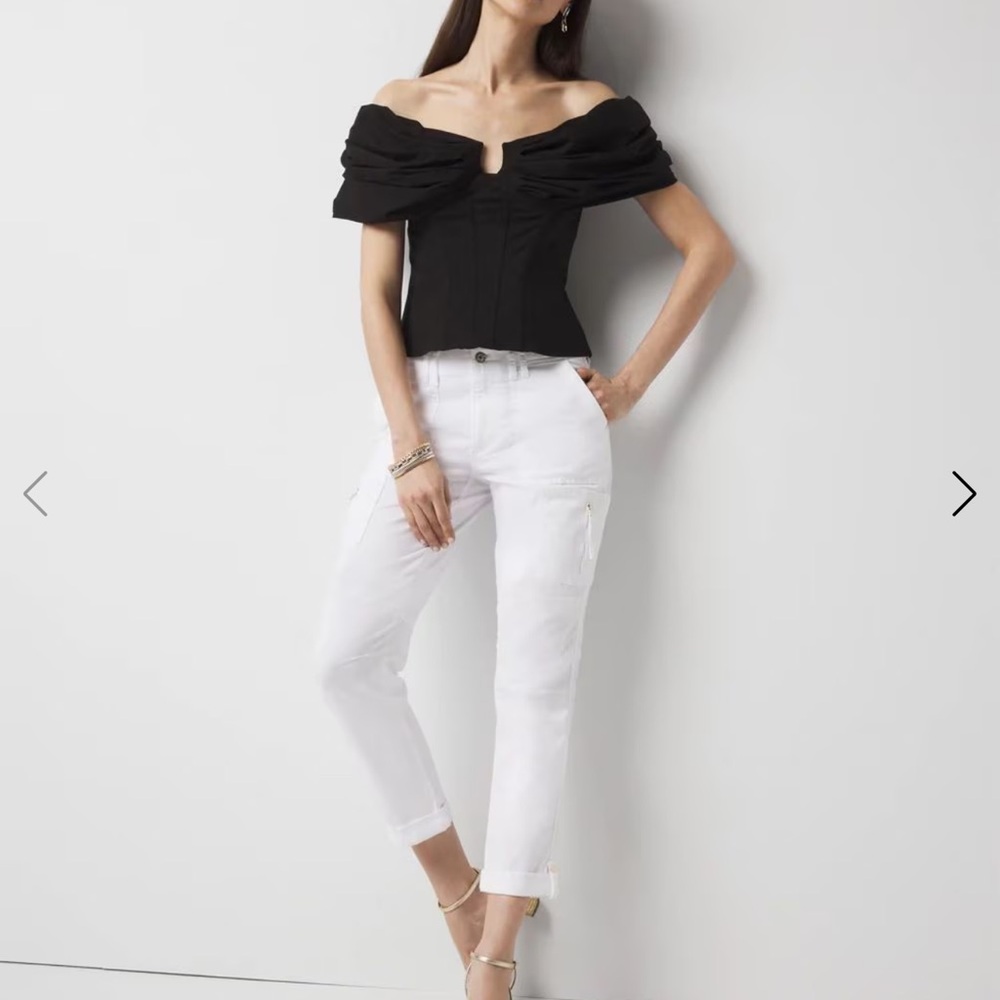 White House Black Market  White mid-rise size 6 straight cropped pants. NWT - Picture 2 of 16